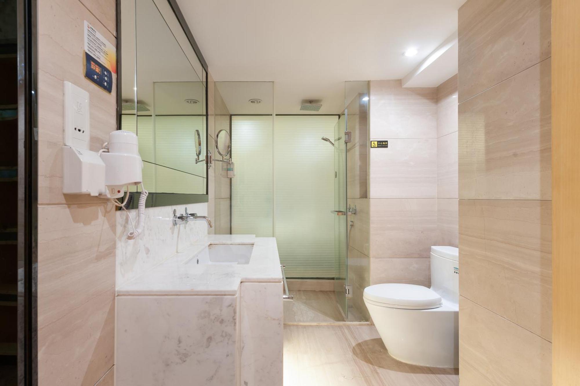 Qingman Apartment Guangzhou Zhujiang New Town East Railway Station Branch Eksteriør billede